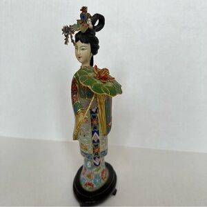 Chinese Cloisonné Figure Statue Of A Lady